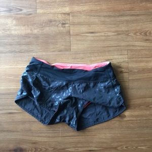 Lululemon run speed shorts size 6